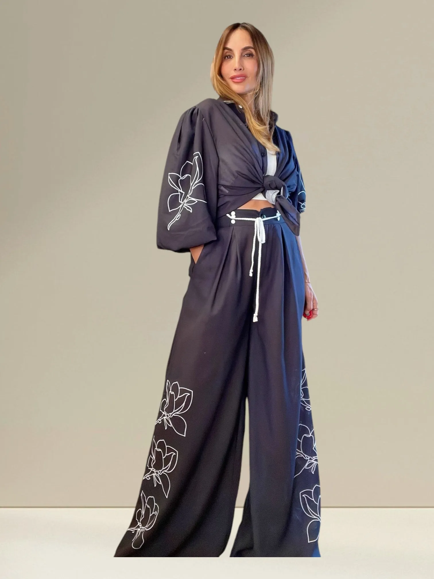 AnaPau Navy  Linen Set with Puffed Sleeves and High-Waisted Pants - Navy Blue