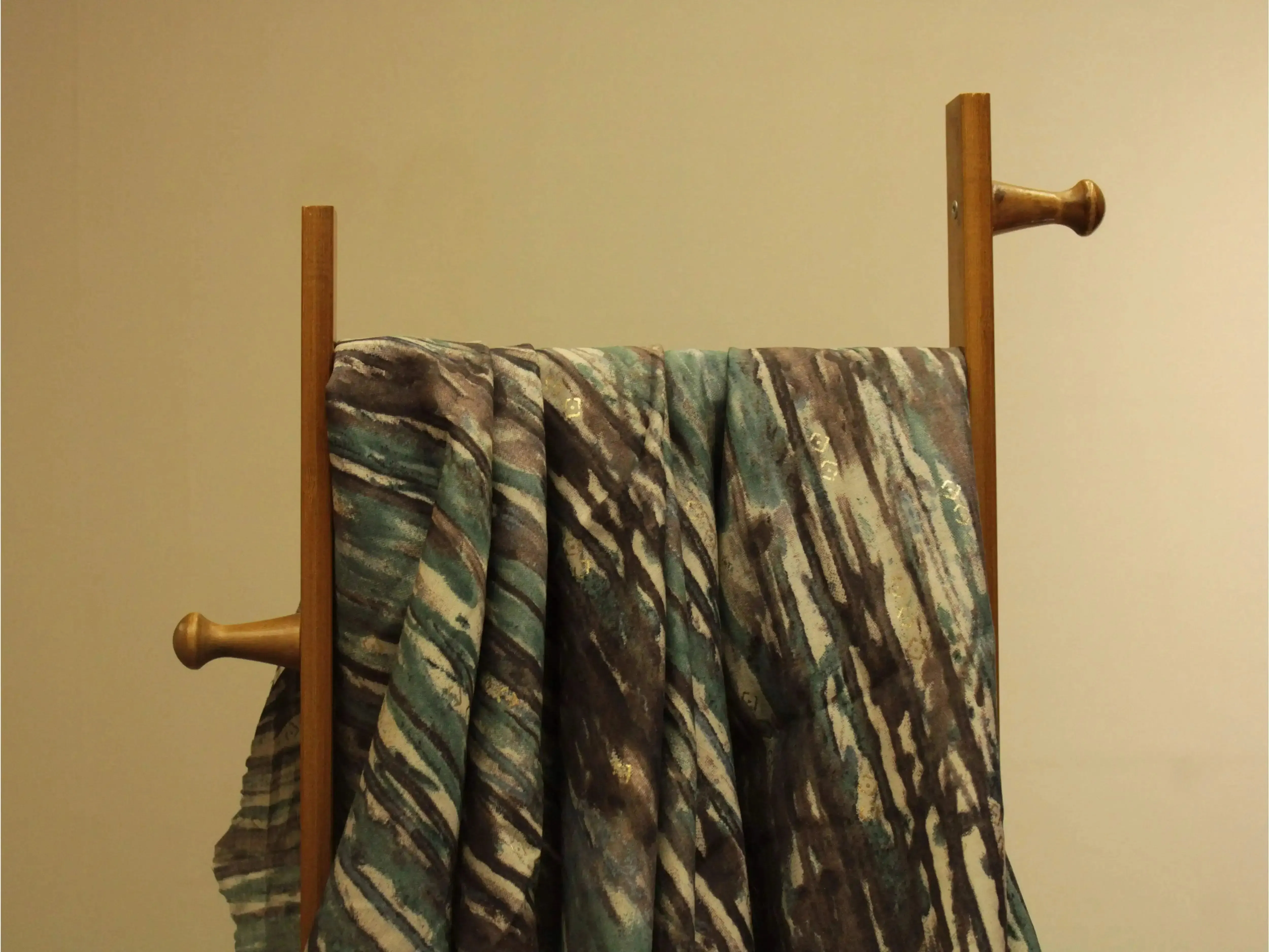 Loud : Digital Print Muslin Silk Fabric